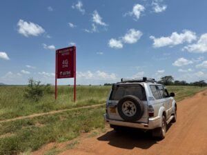 5 Ways to Save Big on Your Uganda Car Rental Booking